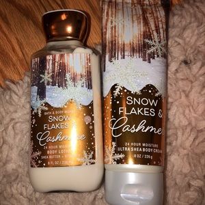 Bath&Body Works “Snow Flakes and Cashmere” lotions